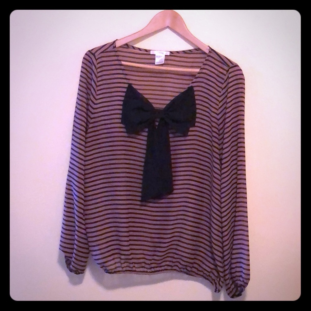 Pretty Bow Blouse